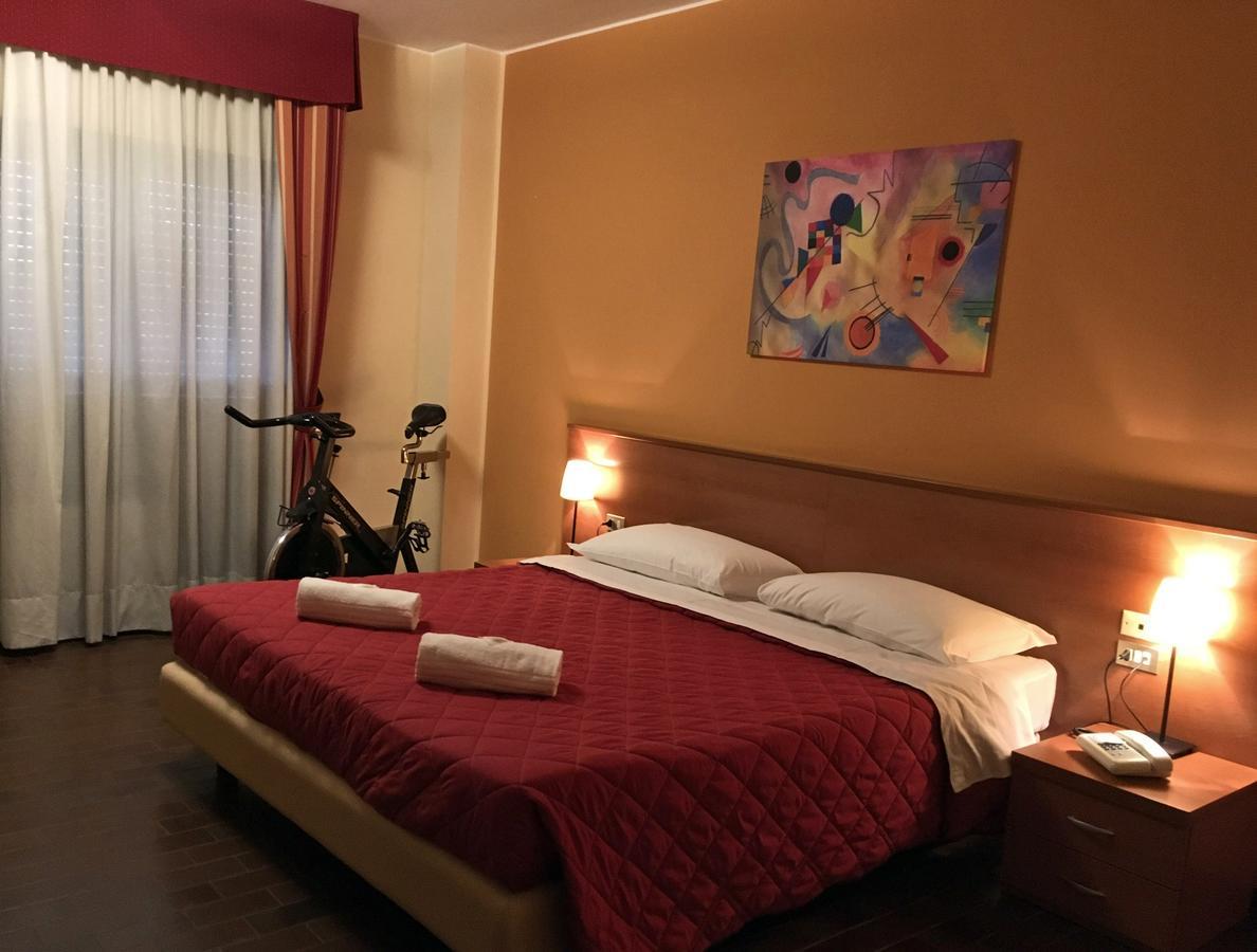 Hotel Forum Rozzano Εξωτερικό φωτογραφία